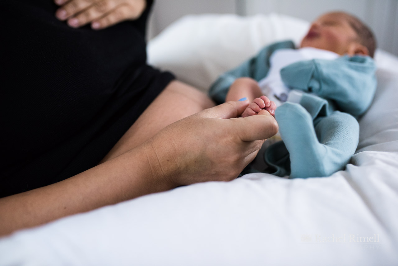 lifestyle natural newborn photographer